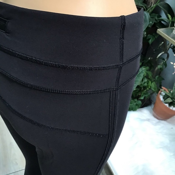 Lululemon Atlantic Leggings - Picture 4 of 8